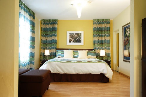indian creek hotel 003